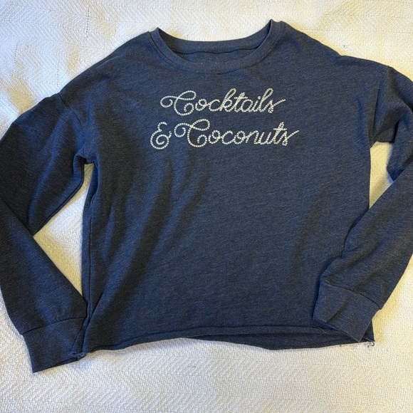 Zoe & Liv Lightweight Sweatshirt. Size XS. - Picture 1 of 1